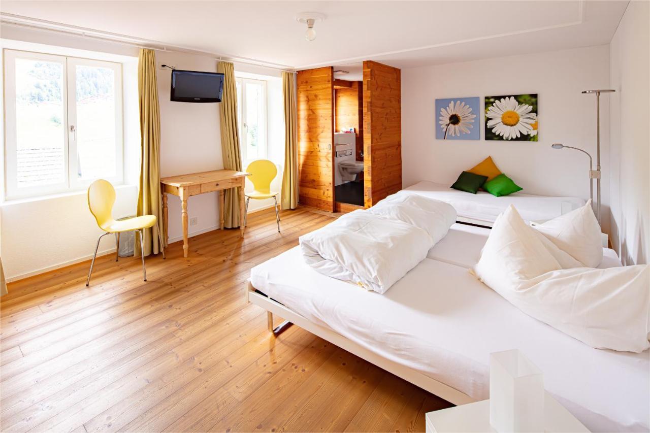 Hotel Vallatscha Curaglia エクステリア 写真