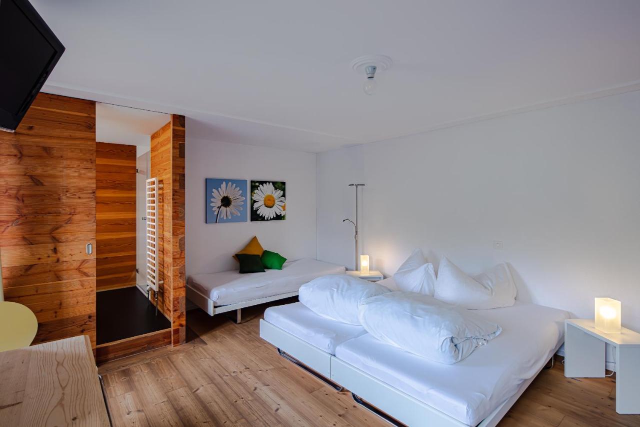 Hotel Vallatscha Curaglia エクステリア 写真
