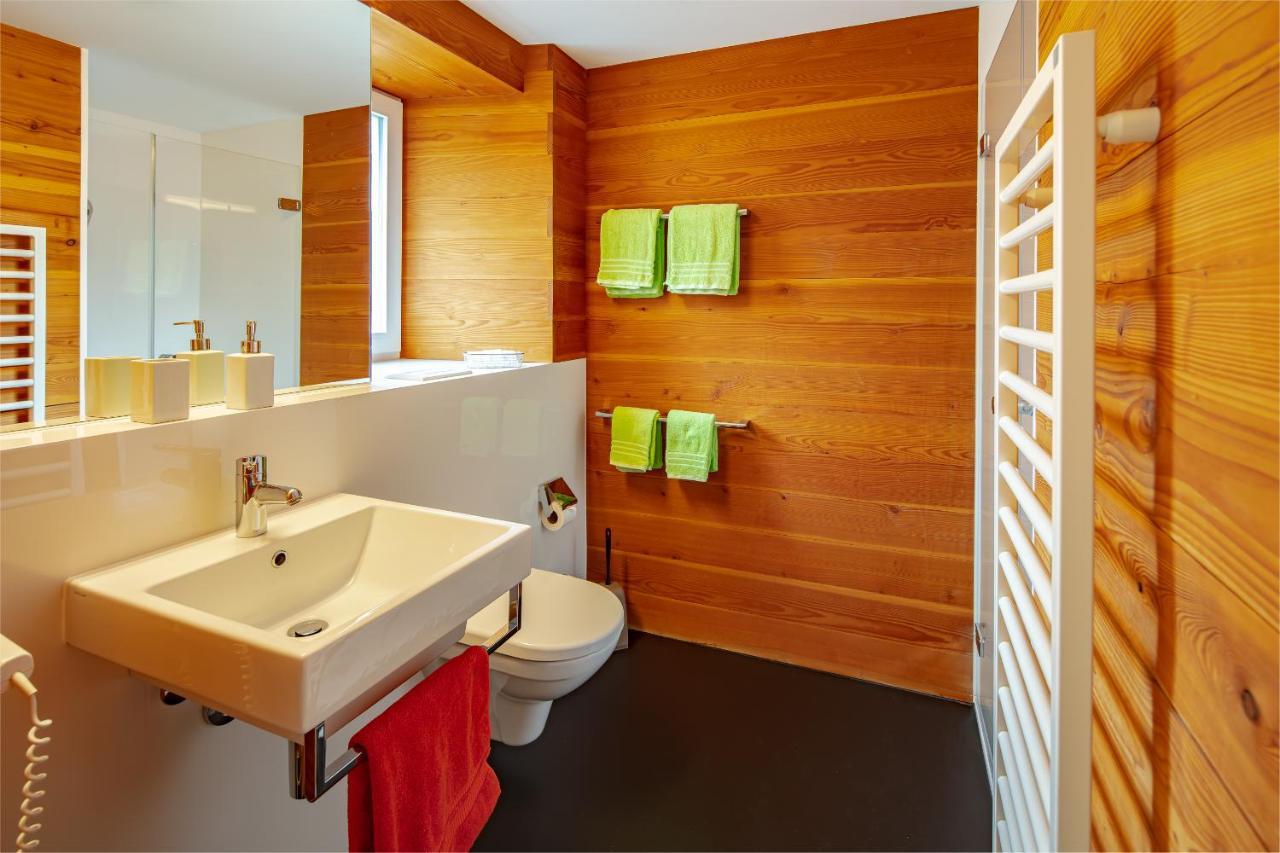 Hotel Vallatscha Curaglia エクステリア 写真
