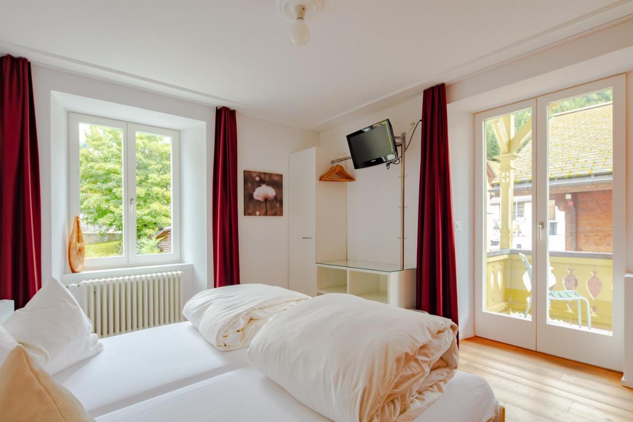 Hotel Vallatscha Curaglia エクステリア 写真
