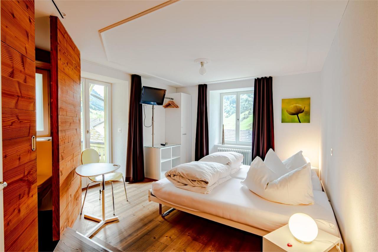 Hotel Vallatscha Curaglia エクステリア 写真