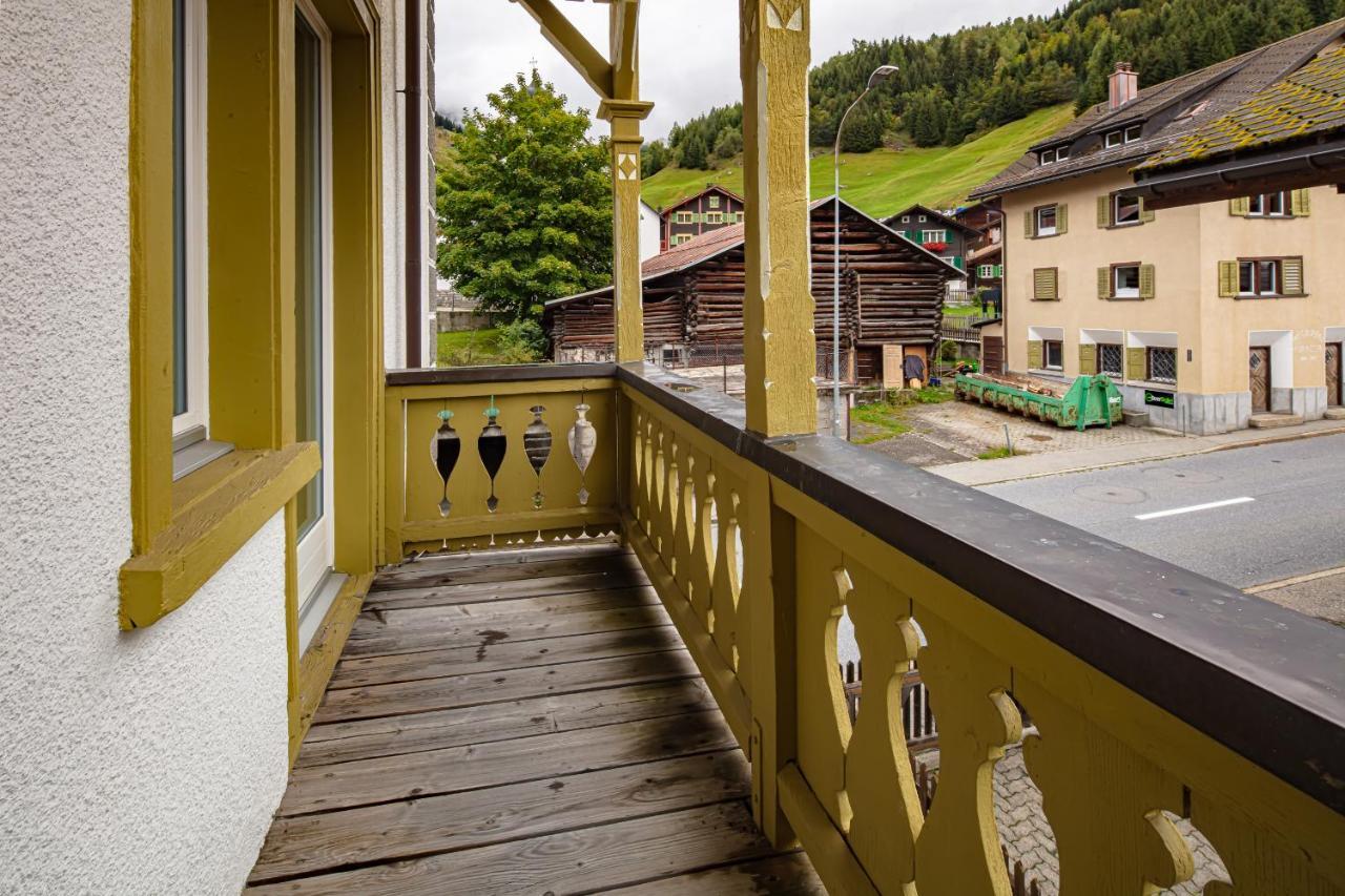 Hotel Vallatscha Curaglia エクステリア 写真