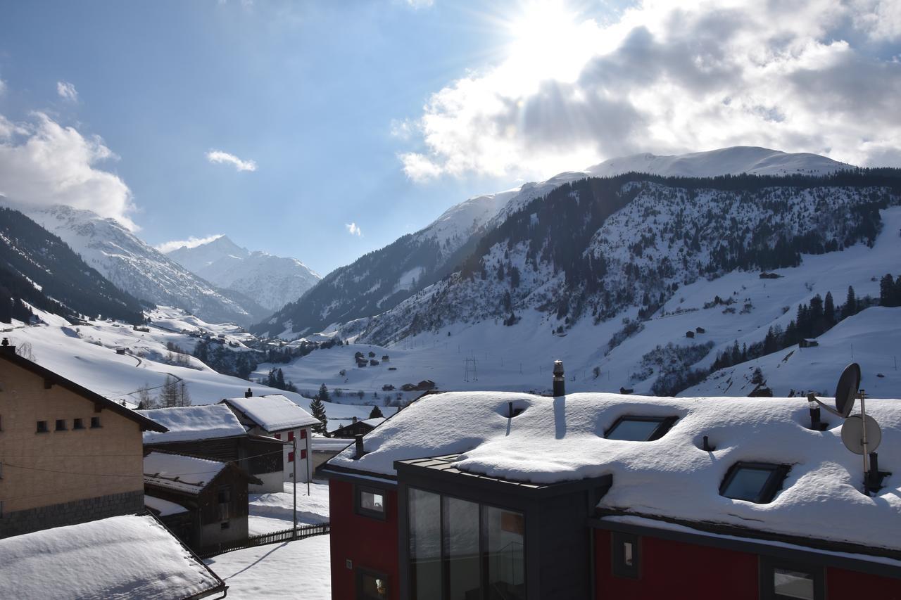 Hotel Vallatscha Curaglia エクステリア 写真